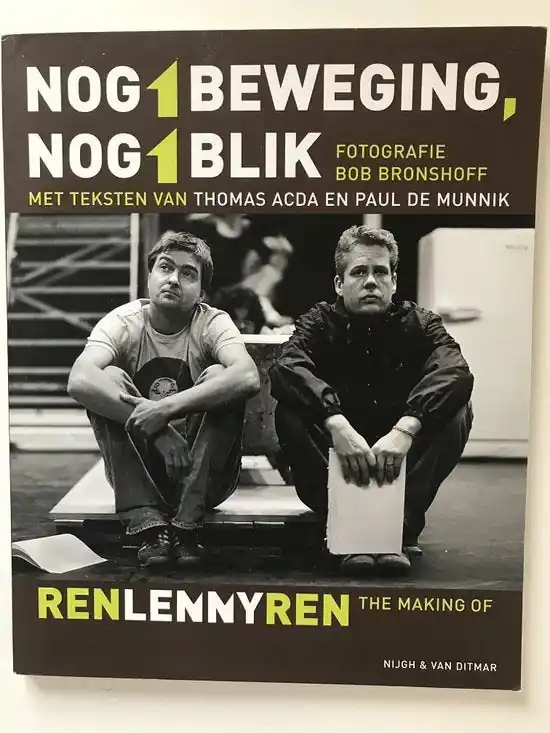 Nog 1 Beweging Nog 1 Blik Op = Op