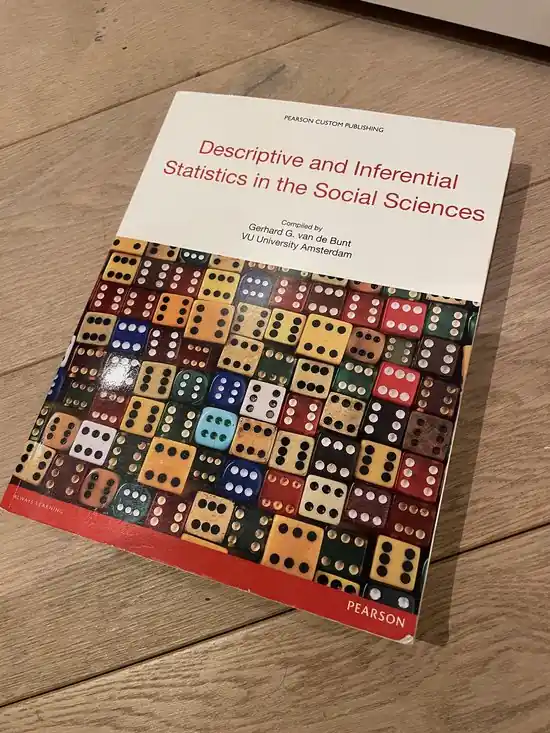 Voordeelprijs Descriptive and Inferential Statistics in the Social Sciences