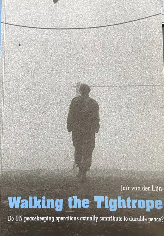 Walking The Tightrope Exclusieve Aanbieding