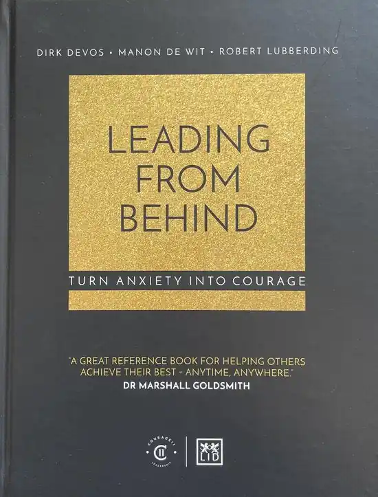Dagaanbieding Leading From Behind Turn anxiety into courage